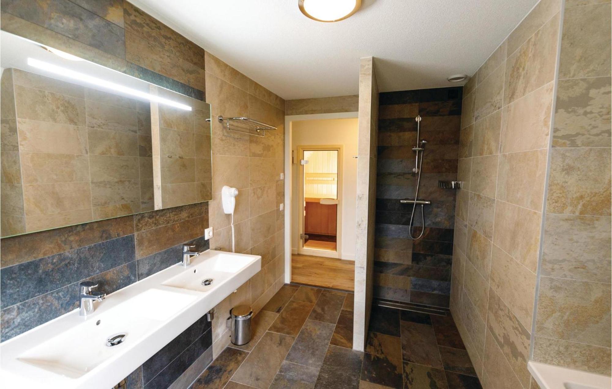 Holiday Home Bodelaeke-Beulaker Wellness Гитхорн Экстерьер фото
